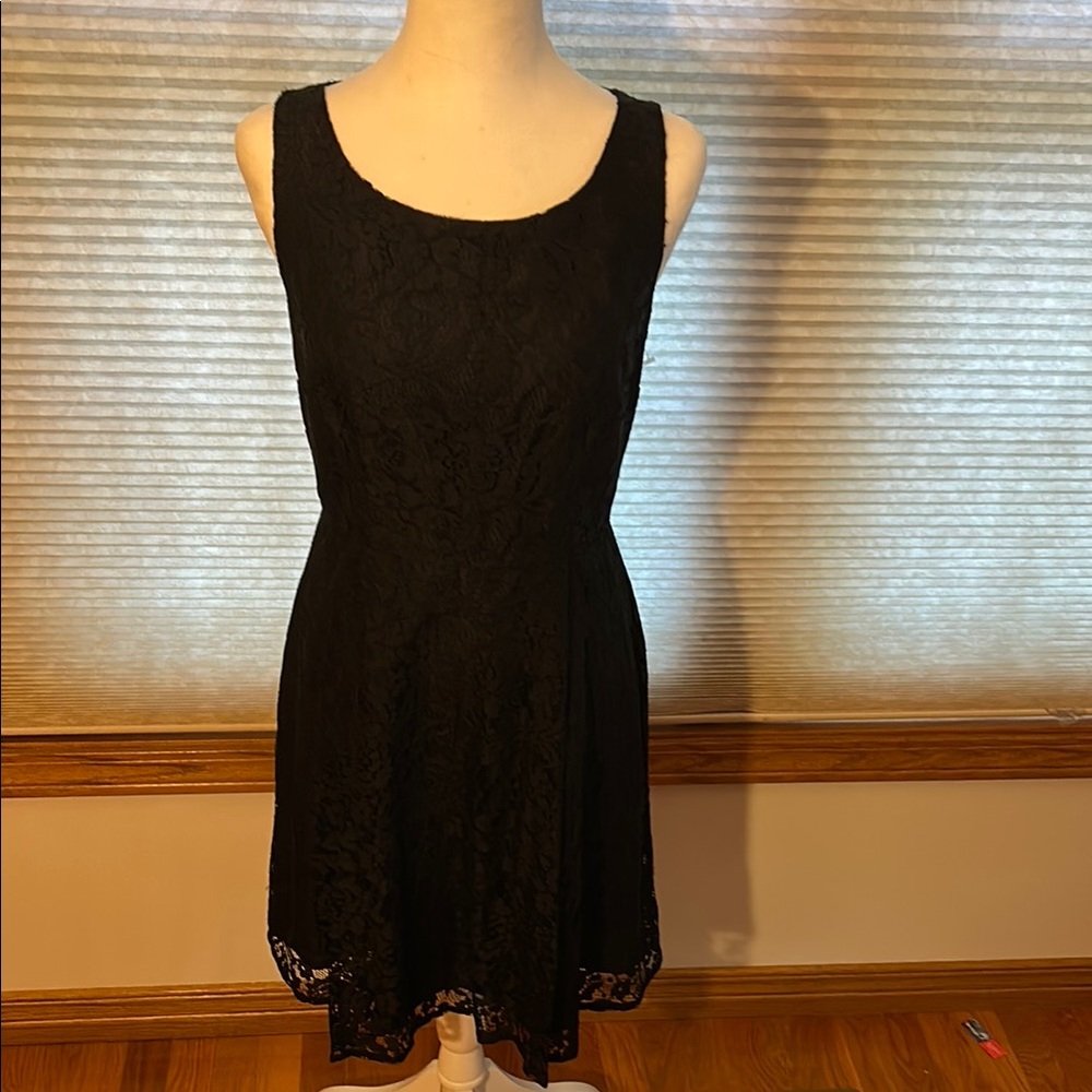 LC Lauren Conrad Black Sleeveless Scoop Neck Mini Dress